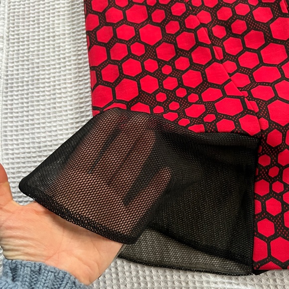 Figure hugging dress with trumpet effect, sheer straps, sheer back, built in cup - Picture 9 of 11